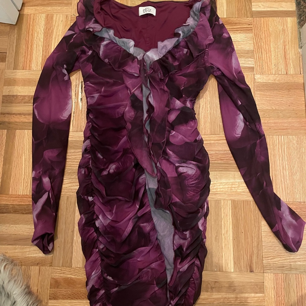 Oh Polly purple plunge dress NWOT - Picture 3 of 3